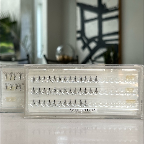 Shu uemura upper + lower eyelashes - Picture 2 of 4